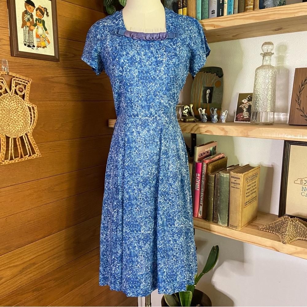 Vintage 1950s Cay Artley blue polka dot dress and jacket set - Picture 3 of 9